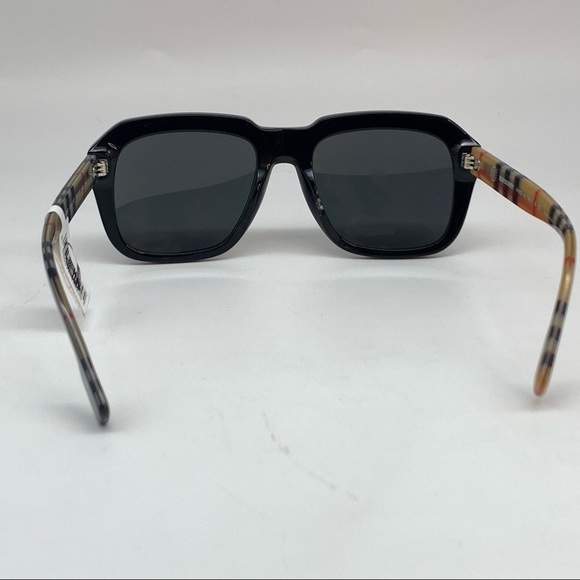 MAXSOLD Burberry Men’s Sunglasses - Picture 10 of 11